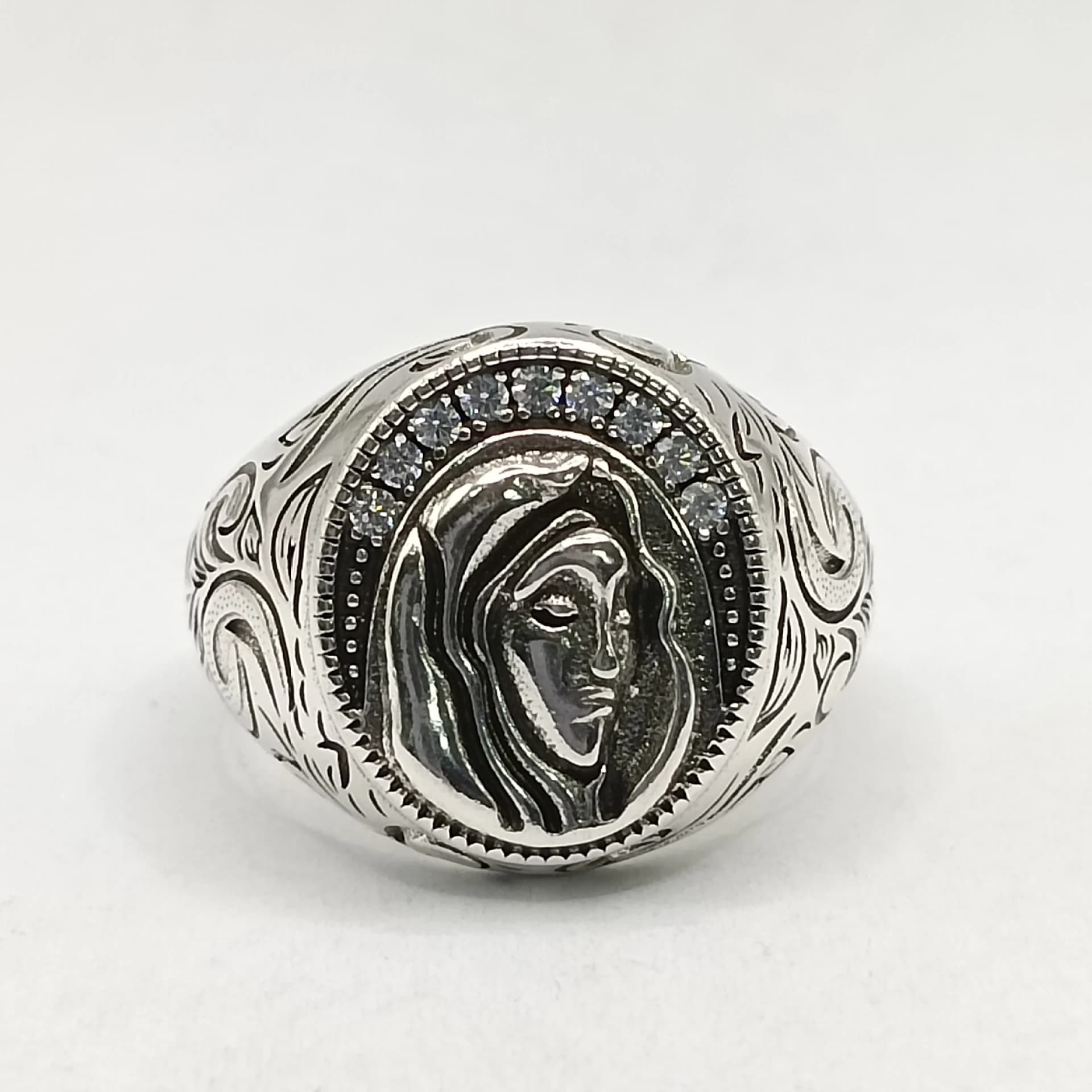 Virgin Mary Portrait Ring